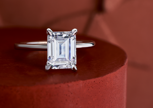 The 4 Cs of Diamonds: Your Diamond’s DNA